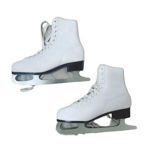 Vintage American Rocket Women’s Figure Skates In White